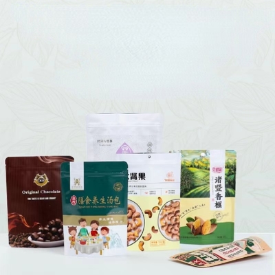 पाले सेओढ़ लिया Ziplock पैकेजिंग बैग कपड़े साफ Resealable प्लास्टिक बैग पर्यावरण के अनुकूल कस्टम